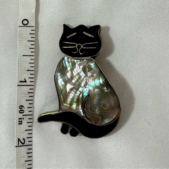 VINTAGE ABALONE INLAY CAT BROOCH, PIN, MEXICO,  ALPACA - Picture 4 of 5
